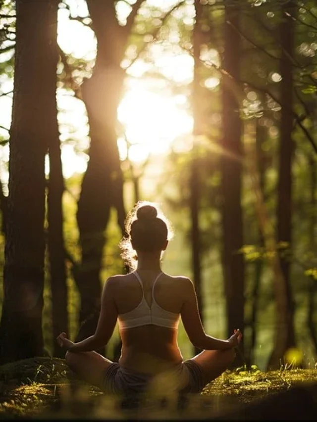 Read more about the article How to Teach Yoga at Home (Beginner Guide)